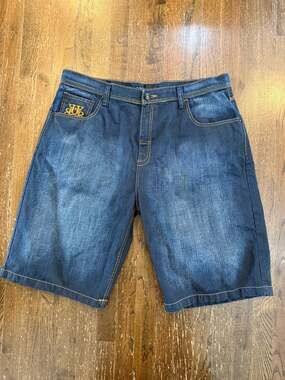 Vintage FUBU The Collection Baggy Blue Denim Jorts Embroidered Logo Size 40